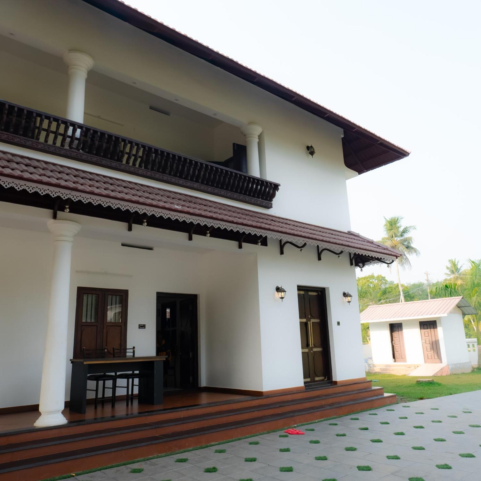 Tamarind Heritage Holiday Home Ангамали Екстериор снимка